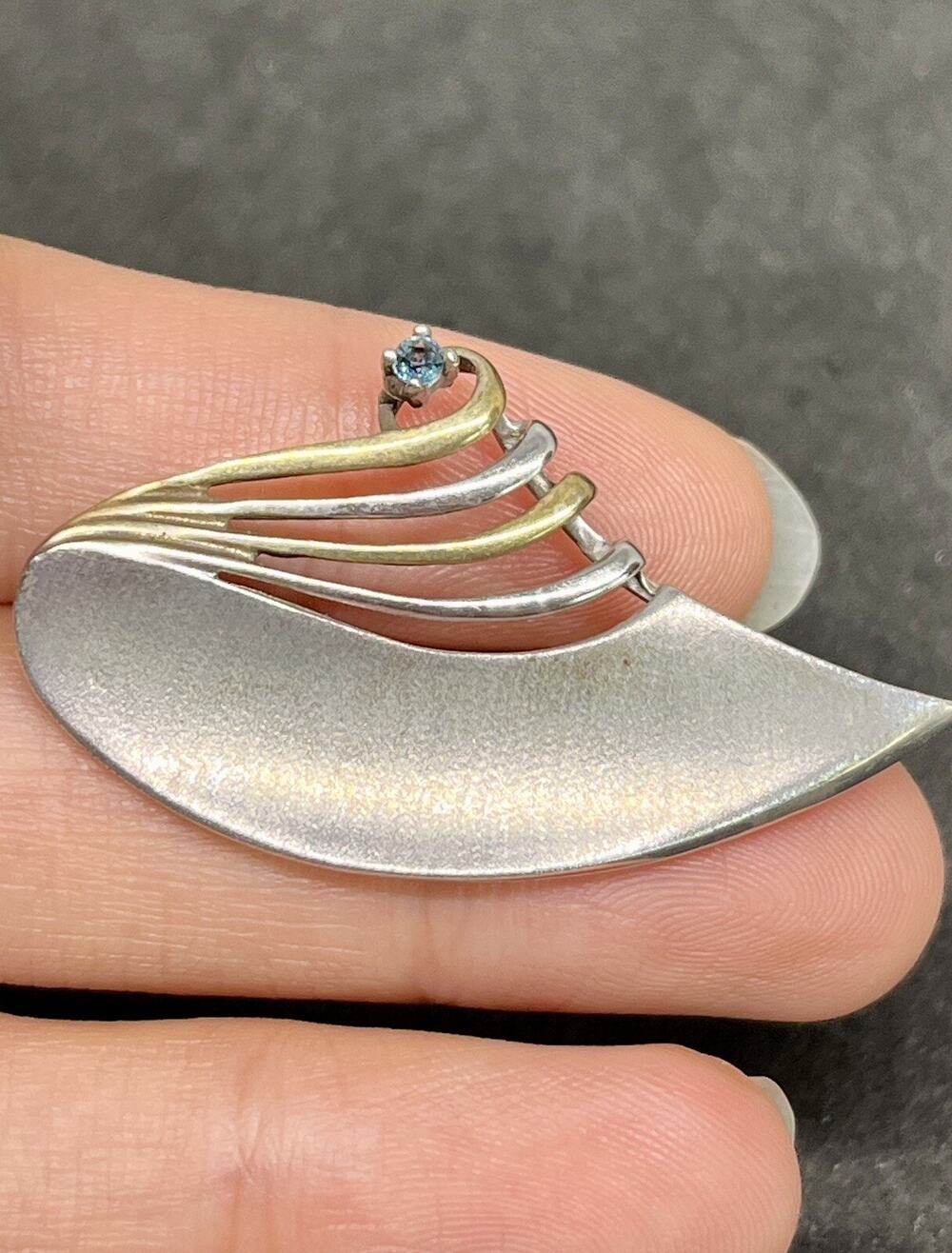 Vintage Abstract Swan Sterling Silver 18k Gold Sapphire Brooch Pin 1.5”